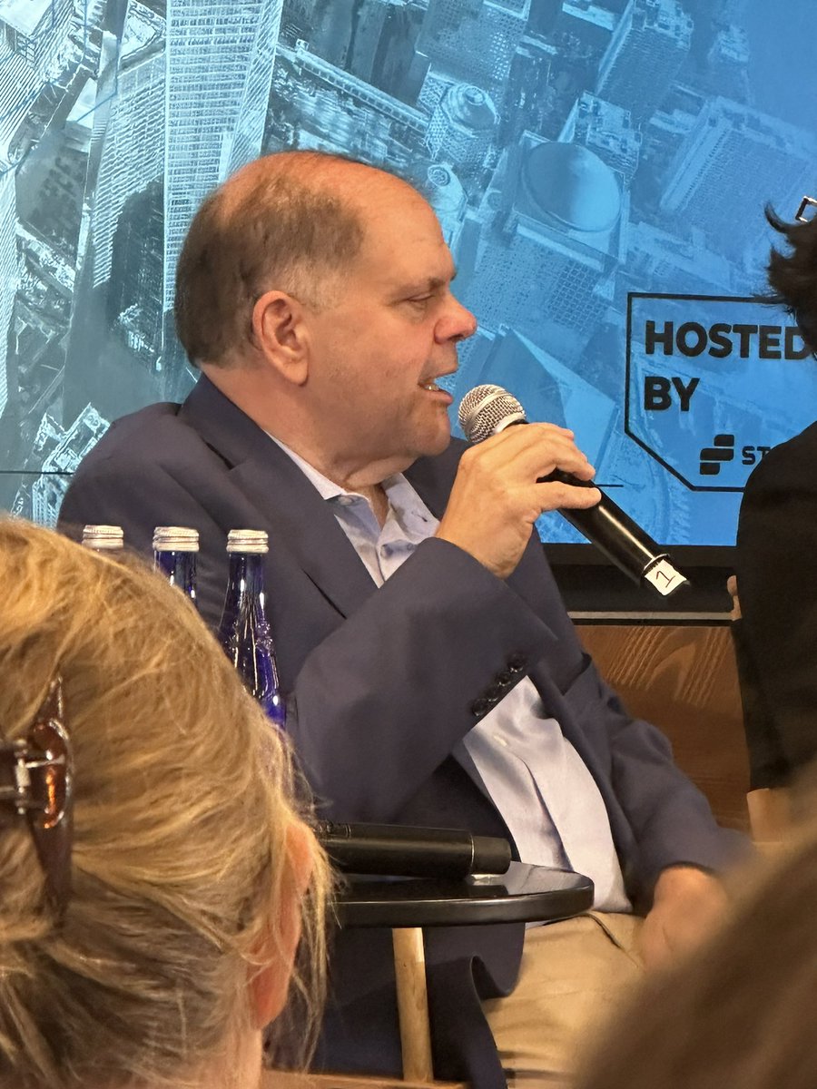 “Standardization in the media is good. But standardization has led to commoditization, where high- and low-quality media are conflated.” @LouPas #futureofnews