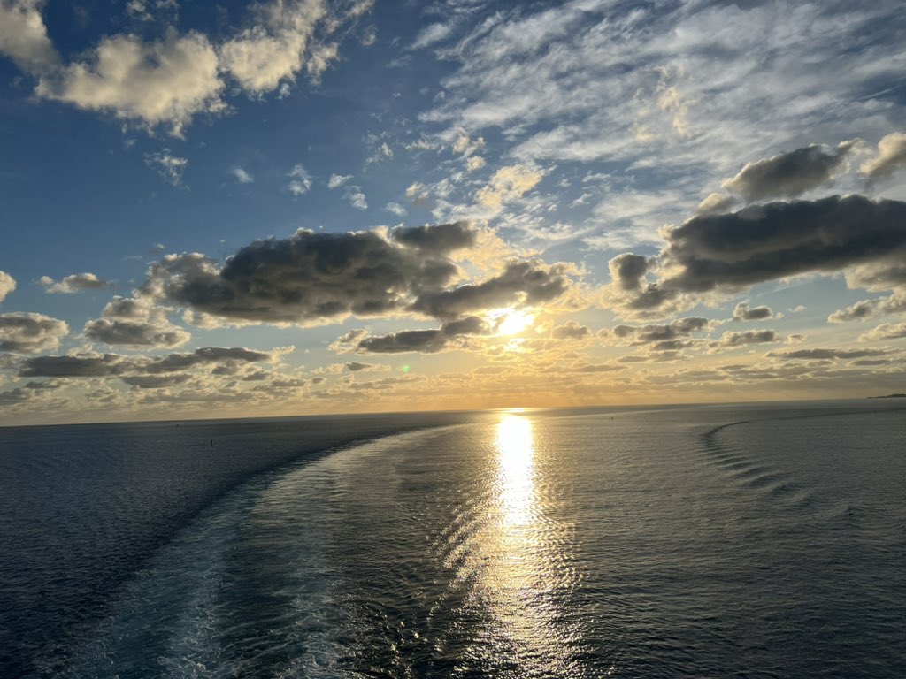 David C. Mills (@davidcmills) on Twitter photo 