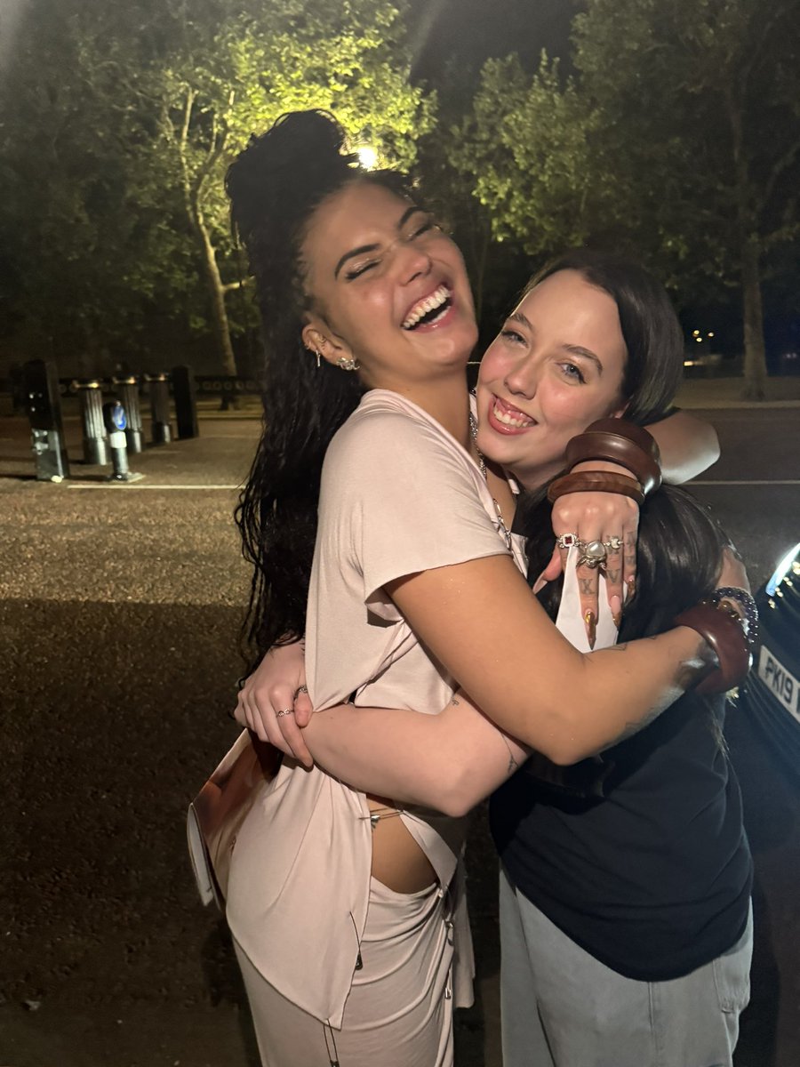 tayla misses nae tweet media