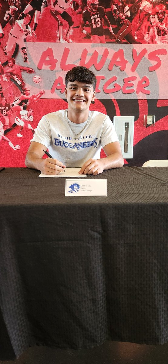 Belton Tiger Soccer (@belton_soccer) on Twitter photo Congratulations to this young man for signing with <a href="/Blinn_MSOC/">Blinn College Men's Soccer</a> ⚽️
Blinn got a good one! Congratulations to this young man for signing with <a href="/Blinn_MSOC/">Blinn College Men's Soccer</a> ⚽️
Blinn got a good one!