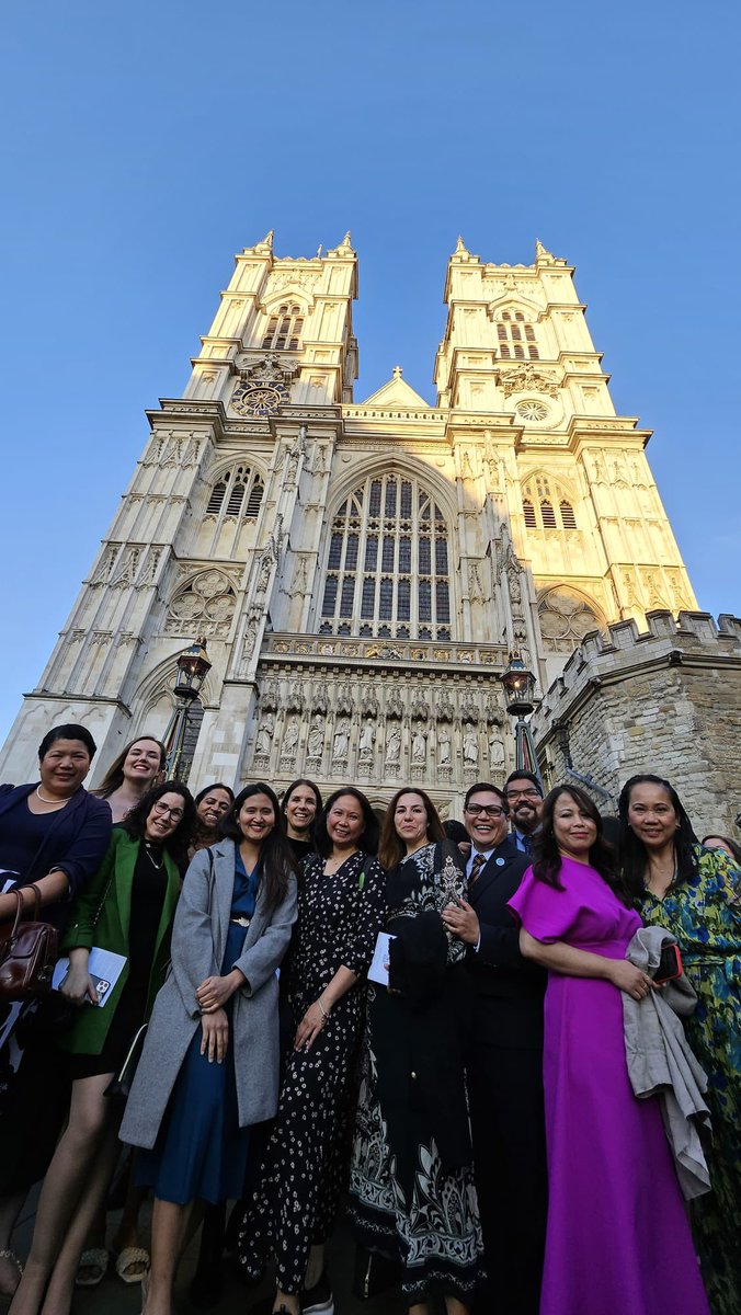 Grateful for the opportunity  to commemorate the life of Florence Nightingale  @ Westminster Abbey.  Thank you @uhsft & @SotonChildHosp for the leadership programme @jeaneva03 @gailbyrneuhs @ConnorCeri @UHS_OrgDev @uhstheatres @RaquelDomene1 Had a great time with fellow alumni ❤️