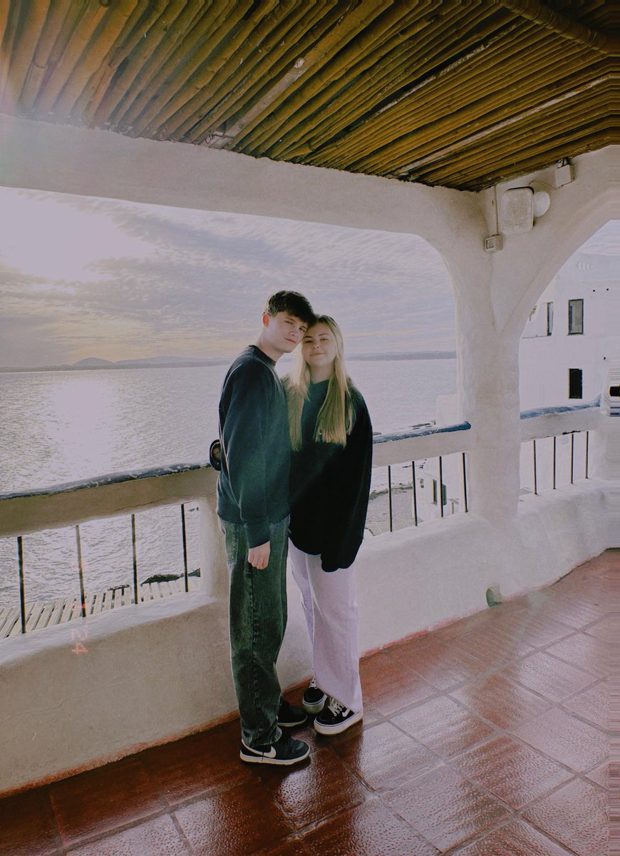 mi persona especial, mi amor, mi mejor amiga, mi compañera, mi apoyo, simplemente vos 💘