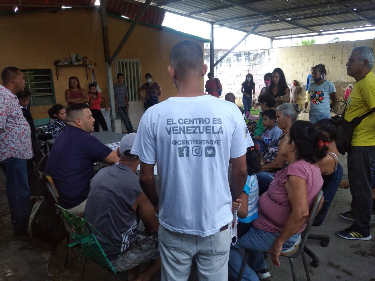 En @CentristasVen seguimos llevando el mensaje de @claudioefermin cómo una alternativa de cambio. En Aragua nos preparamos para su visita