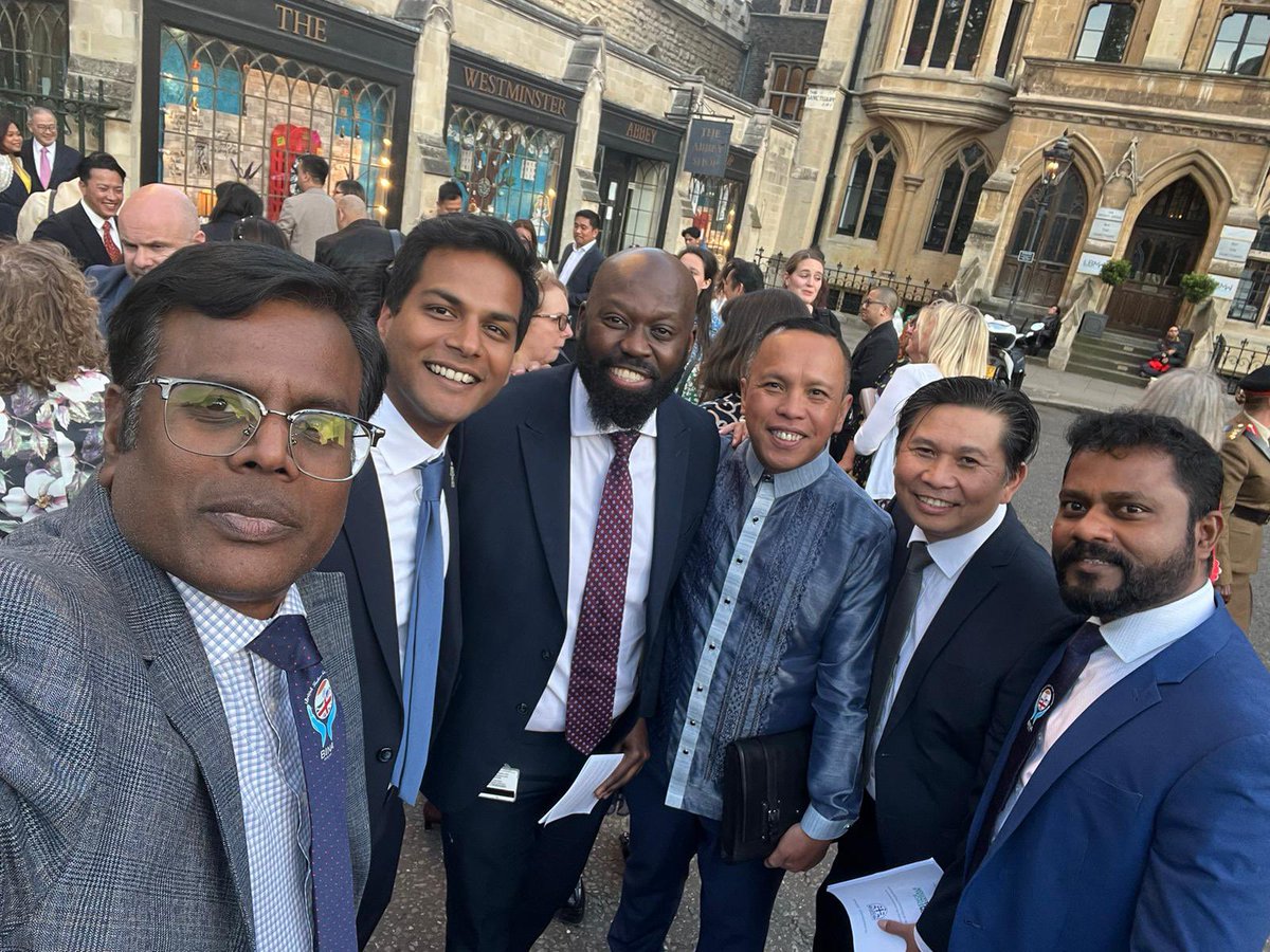 OliversLifeGoals tweet media