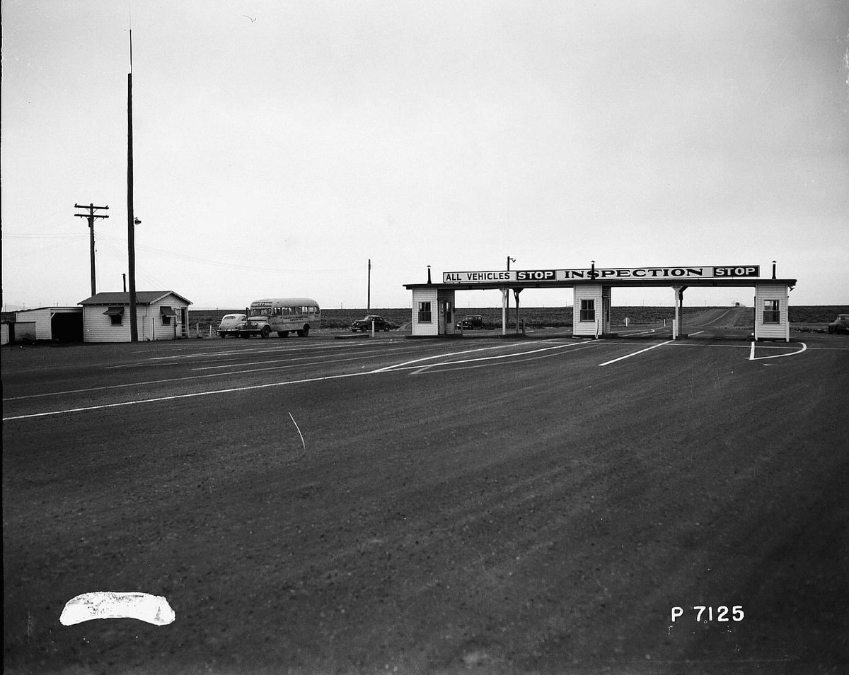 Today’s #TBT shows us the Hanford area patrol inspection check point. It was obligatory for all to pass through this gate and it was used for safety.