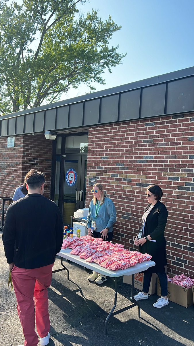 It’s Ross Family Game Night! Join us at 5:30pm on the Ross blacktop for popcorn. At 6:00pm, we will move inside for family games. You still have time to join us! <a href="/PHSD23/">Prospect Hts. SD23</a> <a href="/levato_angie/">Angie Levato</a> <a href="/Vsuperlearners/">Sandy Vasilakos</a> <a href="/LisaParisi6/">Lisa Parisi</a> <a href="/elimd23/">Erin Lim</a> <a href="/LeslieJasper44/">Leslie Jasper</a> <a href="/teena359/">Tina Stasi</a> @Mrs_Murray2 <a href="/MrsSchoeny/">Mrs.Schoeny</a>