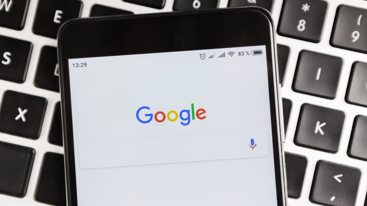 Don't like all the AI features that Google is stuffing into Search? Wish you could go back to the good old days of the 10 blue links? A new Google filter can make it so. Link: lifehacker.com/tech/how-to-re…