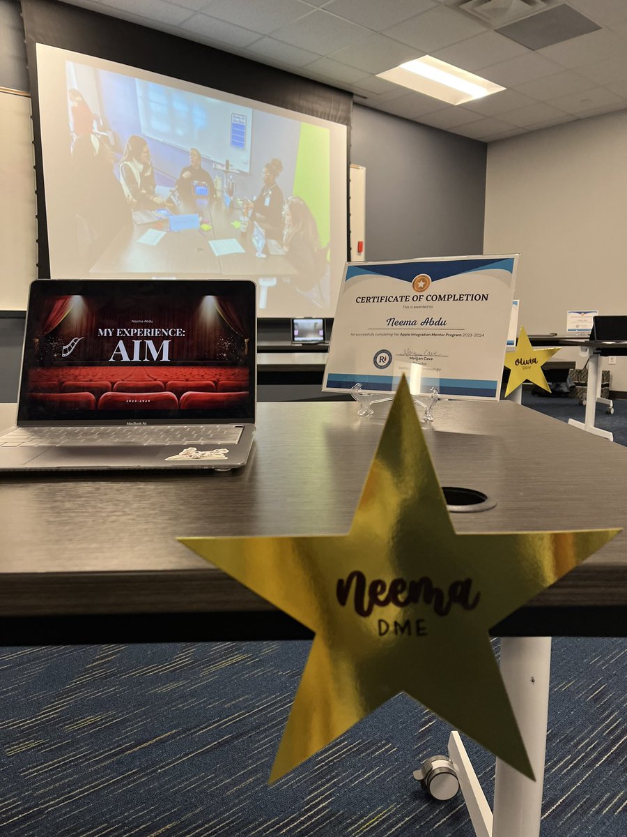 missabdu_'s tweet photo. That’s a wrap for #RISDAIM 🍎💻

 I want to give a HUGE shoutout to the @RISDiTeam for leading this exceptional program and investing in our growth as teachers and leaders! 

#DMEGameOn #RISDWeAreOne https://t.co/sFfvz7uUhU
