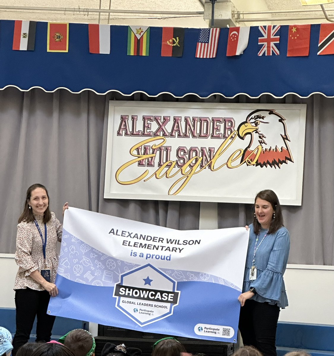 It was a joy to celebrate @AweEagles  reaching the #GlobalLeaders Showcase designation today! 🌍

We had so much fun watching outstanding student global presentations and handing out prizes. Congratulations on your achievement! 🎉

#UnitingOurWorld @ParticipateLrng @ABSSPublic