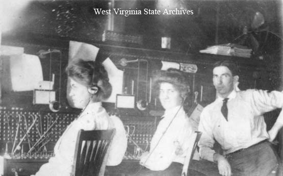 The first central telephone office was established in Wheeling on May 15, 1880.

archive.wvculture.org/history/thisda…

#WVHistory