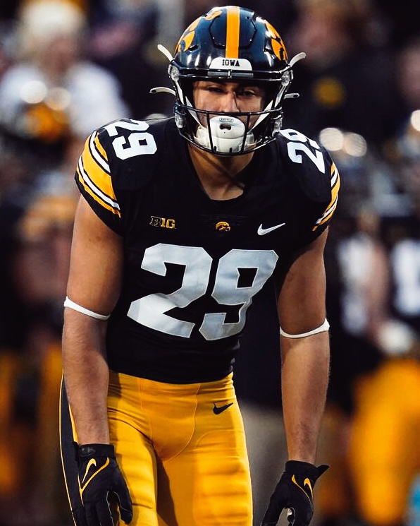 PFF_College's tweet image. Highest Graded Returning Cornerback:

🟡 Sebastian Castro, Iowa: 91.2