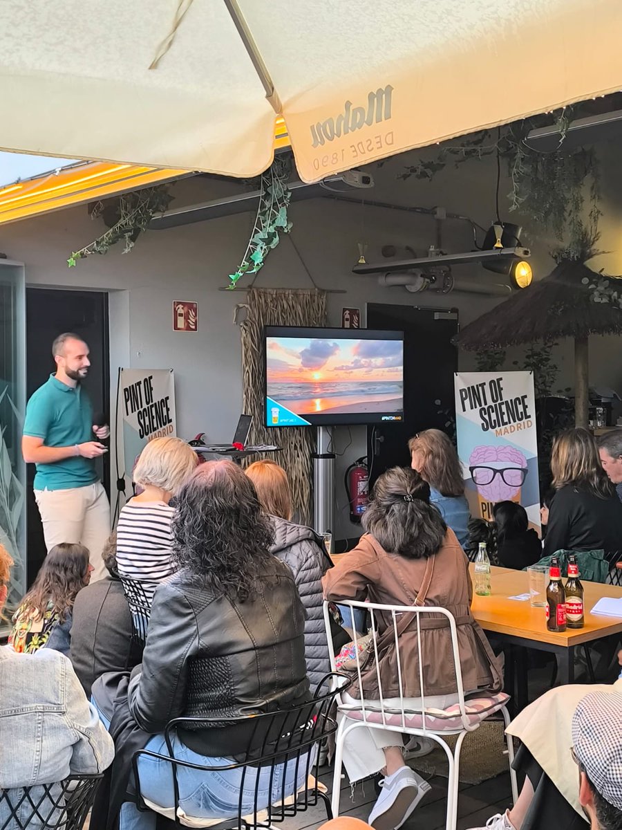 Joanna_SeMa's tweet image. Replícame despacio tengo prisa. Proud of you @rodrimartinr @pintofscienceES #Pint24 #PINT24Mad