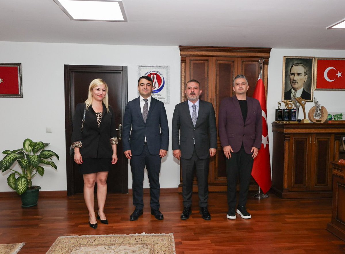 Kazan Soda Elektrik Fabrikası Genel Müdürü Sn. Mehmet Ünver’e nazik ziyaretleri ve hayırlı olsun temennileri için teşekkür ediyorum.
