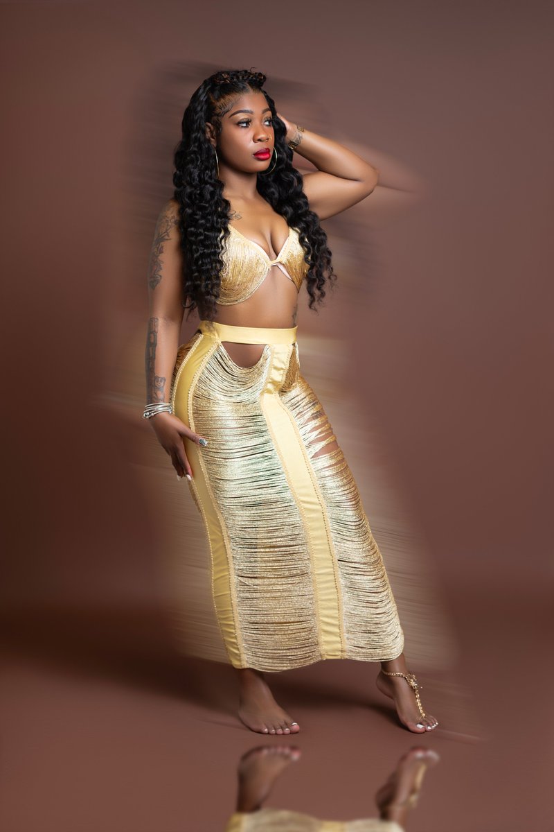 TaeeDaProducer 📸 Shot By. tweet media