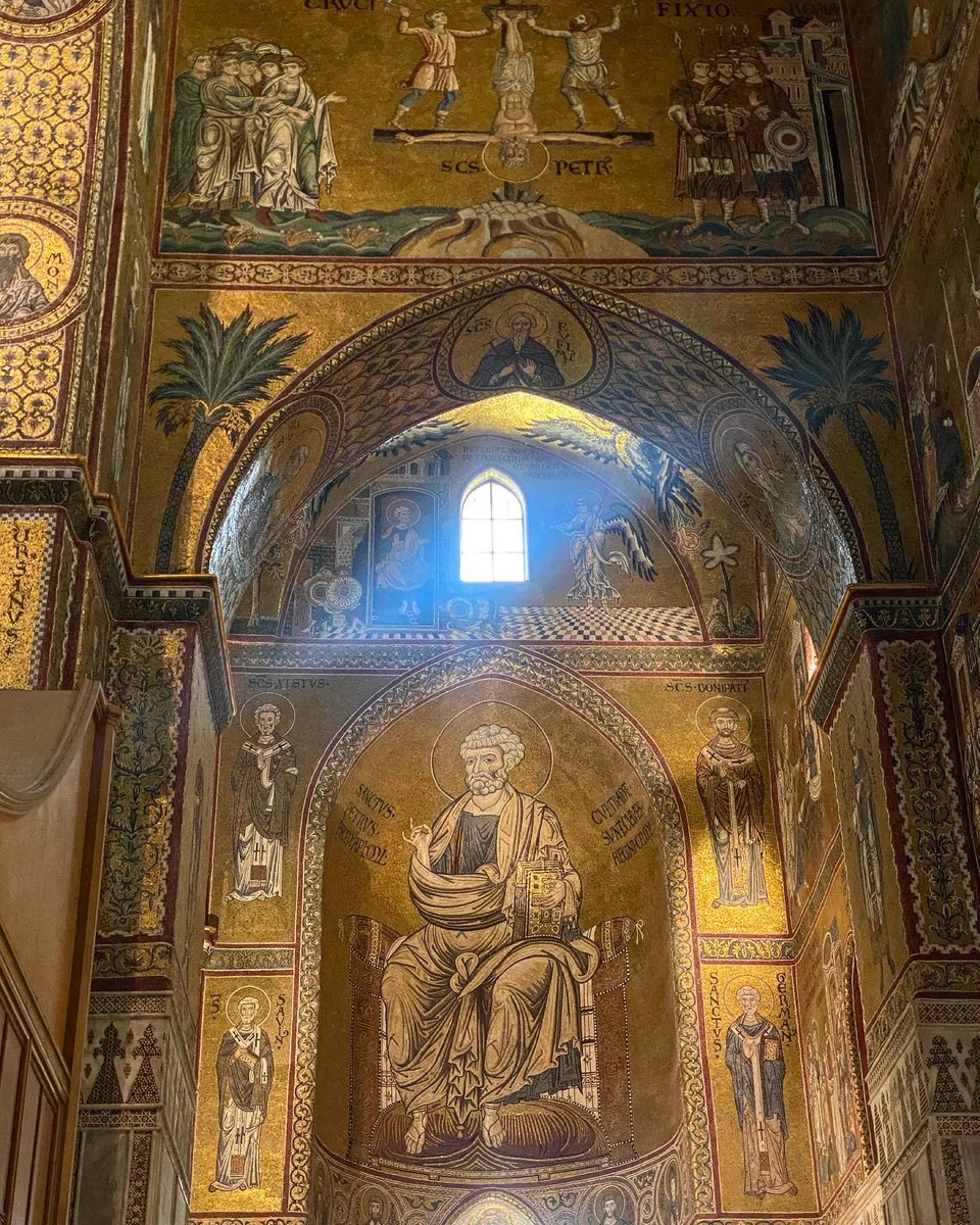 The beautiful mosaics of Monreale Cathedral - Sicily