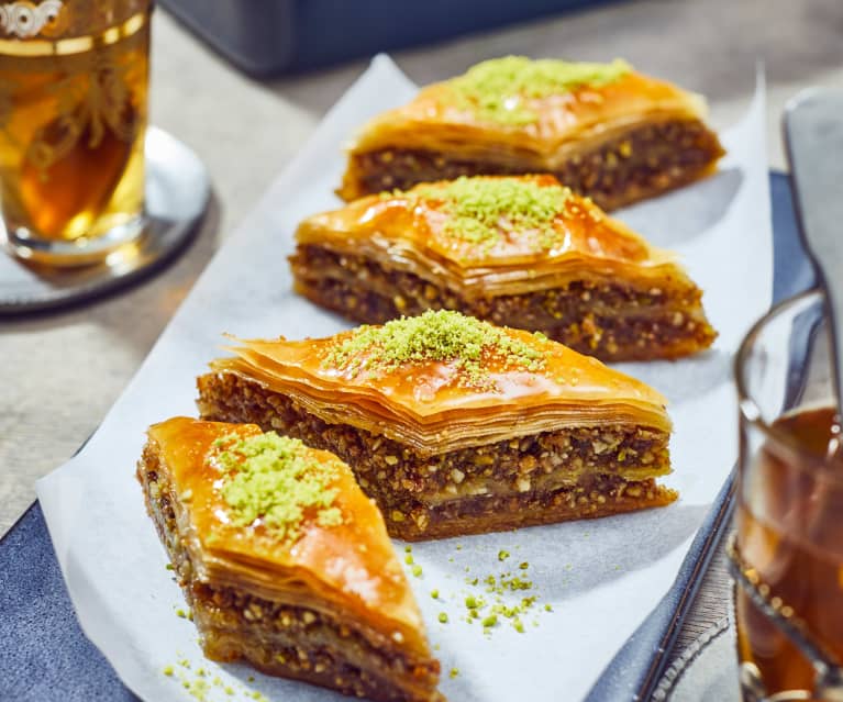 Btw that's literally baklava why did they call it cookies