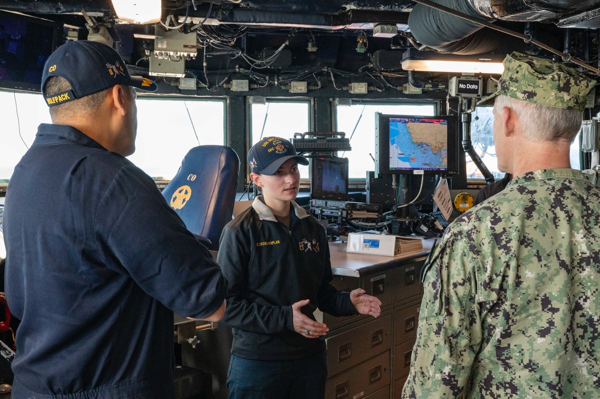 Welcome aboard, Sir 🫡⚓️🚢 Rear. Adm. Wayne Baze, Commander, Navy Personnel Command, speaks with Sailors aboard USS Bulkeley (DDG 84), during a tour of the ship onboard Naval Station (NAVSTA) Rota, Spain. 📸: MC2 Drace Wilson #NAVSTA #Connectedness #DDG84 #ShipTour #Warship