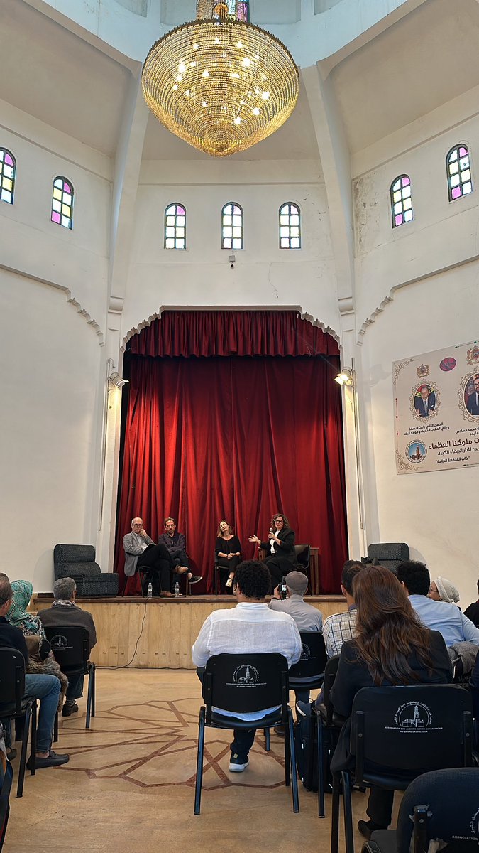 🎬 C’est parti pour la conférence : Casablanca dans la littérature 

Avec Mhani Alaoui, Driss Ksikes et Driss Jaydane, animée par Zaineb Sajid 

🏁 Coupole du parc de la ligue arabe 

#journeesdupatrimoine #casamémoire #casablanca #JP24