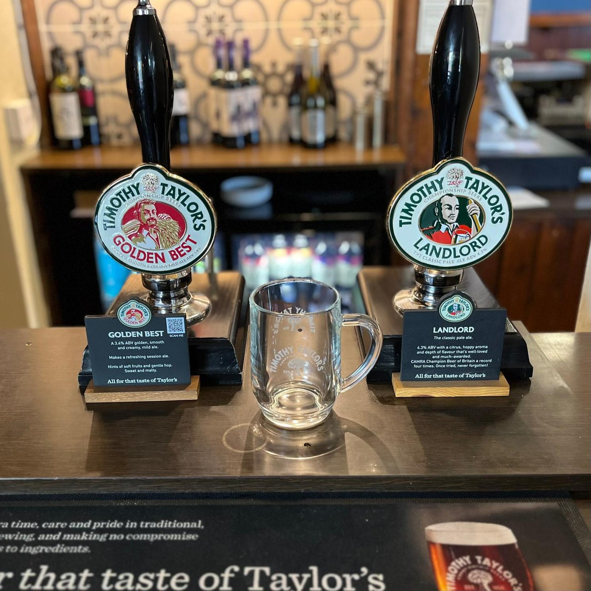 There's lots of love for Golden Best, Landlord and tankards at The White Horse, Marshchapel. Kris and Ellen are taking good care of our beers.