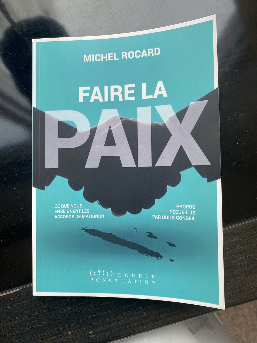 @GerardAraud A lire absolument, le petit livre de Michel Rocard qui, lui, en établissant un dialogue avec les deux communautés, avait réussi à construire la Paix en Nouvelle Calédonie. Un livre passionnant