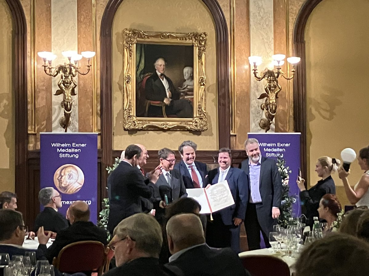 Amedeo Staiano (@amedeostaiano) on Twitter photo Tantissime congratulazioni a Giulio Superti Furga, <a href="/giuliosf/">Giulio Superti-Furga</a> che dopo Guglielmo Marconi, Pier Luigi Nervi e Fabiola Gianotti riceve la prestigiosa Wilhelm Exner Medal. <a href="/CeMM_News/">CeMM</a> <a href="/ItalyinAustria/">Italy in Austria</a> Tantissime congratulazioni a Giulio Superti Furga, <a href="/giuliosf/">Giulio Superti-Furga</a> che dopo Guglielmo Marconi, Pier Luigi Nervi e Fabiola Gianotti riceve la prestigiosa Wilhelm Exner Medal. <a href="/CeMM_News/">CeMM</a> <a href="/ItalyinAustria/">Italy in Austria</a>