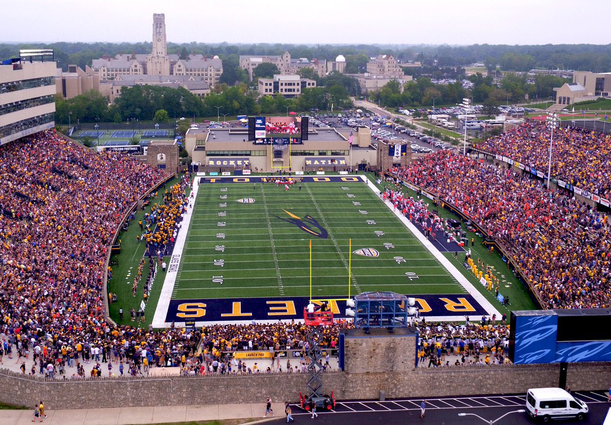 Jay’Quan Crawford 3☆ (@official_quann) on Twitter photo #AGTG After a great phone call with <a href="/CoachFlemWR/">RJ Fleming</a> i’m blessed to receive my 4th D1 offer from <a href="/ToledoFB/">Toledo Football</a>
<a href="/FCFlyerFootball/">Flyer Football</a> <a href="/CoachNCole/">Coach Cole</a> <a href="/AllenTrieu/">Allen Trieu</a> <a href="/MohrRecruiting/">Brian Mohr</a> <a href="/RowlandRIVALS/">Justin Rowland</a> <a href="/KYFUTURESTARS/">Ricco Hughes</a> <a href="/loganwoodside/">Logan Woodside</a> <a href="/NateInSports/">Nate Bryan</a> #AGTG After a great phone call with <a href="/CoachFlemWR/">RJ Fleming</a> i’m blessed to receive my 4th D1 offer from <a href="/ToledoFB/">Toledo Football</a>
<a href="/FCFlyerFootball/">Flyer Football</a> <a href="/CoachNCole/">Coach Cole</a> <a href="/AllenTrieu/">Allen Trieu</a> <a href="/MohrRecruiting/">Brian Mohr</a> <a href="/RowlandRIVALS/">Justin Rowland</a> <a href="/KYFUTURESTARS/">Ricco Hughes</a> <a href="/loganwoodside/">Logan Woodside</a> <a href="/NateInSports/">Nate Bryan</a>