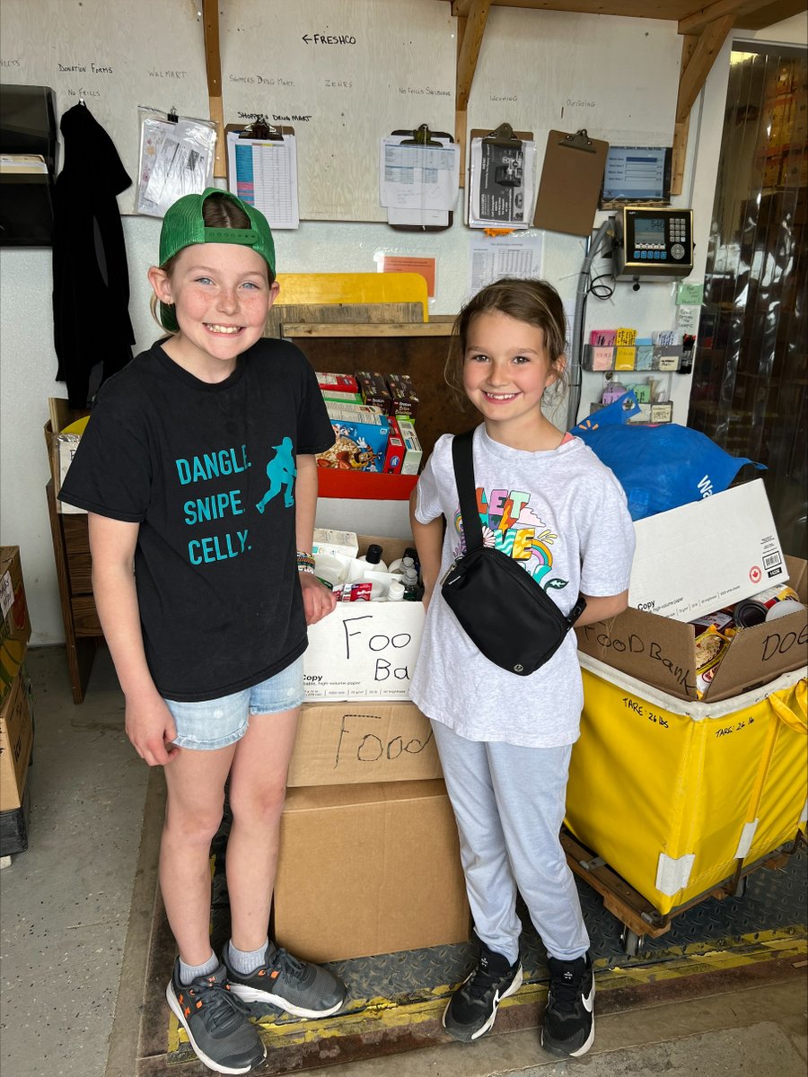 These two community cheerleaders heard the cry for help in April and organized a super successful foot drive at their school. The class that brought in the most food won a pizza party. Congrats to the pizza party winners and thanks to the whole school