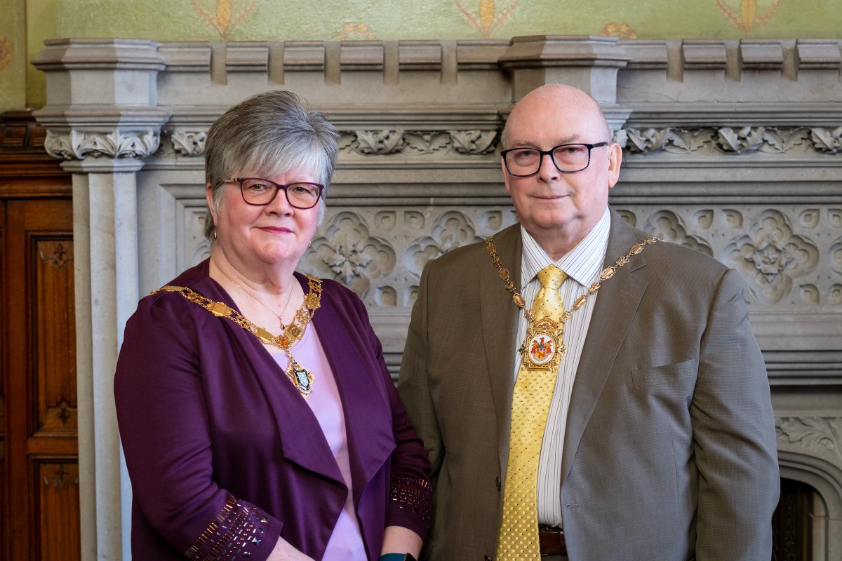 This evening we also welcomed our new deputy mayor, councillor Janet Emsley and her consort, Ken Emsley 👏 Find out more ↘️ rochdale.gov.uk/mayors/profile…