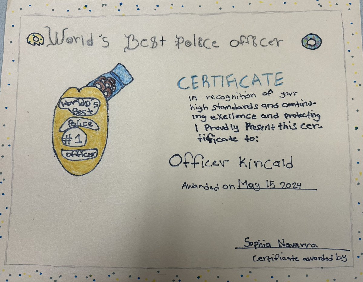 sbisdpd's tweet photo. We were honored for #NationalPoliceOfficerWeek by Buffalo Creek Elementary. They also presented Officer Kincaid with a special plaque for his bravery and service to BCE.
@SBISD https://t.co/u9weeFANfh
