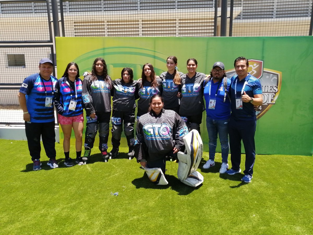 ¡En hockey Inline 🏒
categoría Juvenil Femenil, las guanajuatenses obtienen la medalla de bronce en los #NacionalesCONADE2024! 🥉 Derrotaron al equipo de Baja California Sur. ¡Muchas felicidades! 🎉

#PasiónPorElDeporte