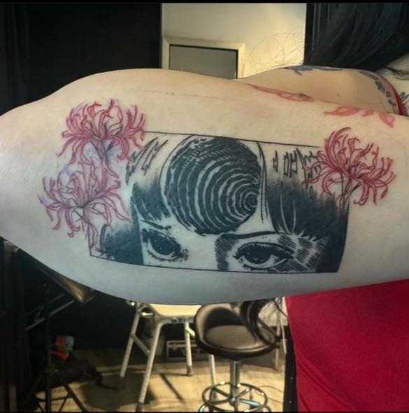 🌀 Step into the surreal with this captivating tattoo inspired by Junji Ito's masterpiece!

📅 Booking: book.heygoldie.com/Tampa-Tattoo
🌐 Website: lyfestyletattoos.com

#JunjiIto #HorrorTattoo #SurrealArt