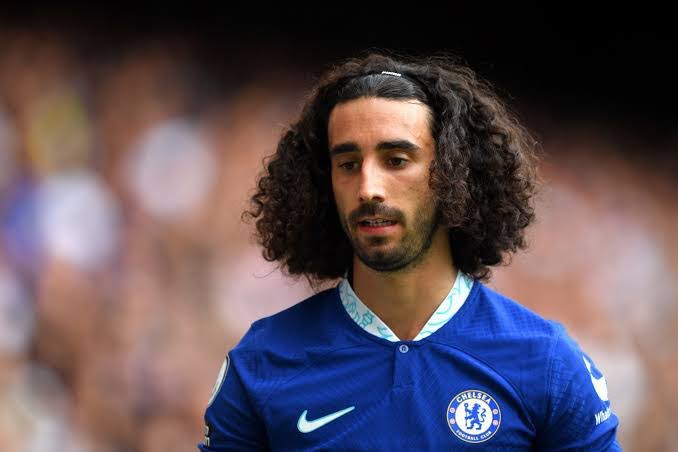 Fraud Cucurella just dived to claim a penalty but VAR overruled it. Did the same against #MUFC but wasn’t overruled. This MF is a certified diver. #BRICHE #CHE