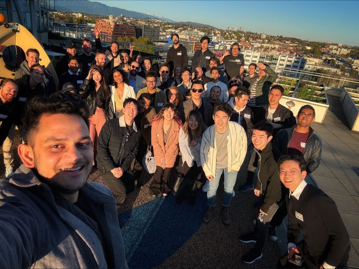 tokifyi's tweet photo. Some toronto man think they're the only ones doing things.

In the last six months, I brought together 2,000+ techies in Vancouver through: 

- demos
- coffee chats
- talks
- parties

Just because we're not on Twitter doesn't mean we're not doing anything. LMAO. https://t.co/c9ww62ISlw