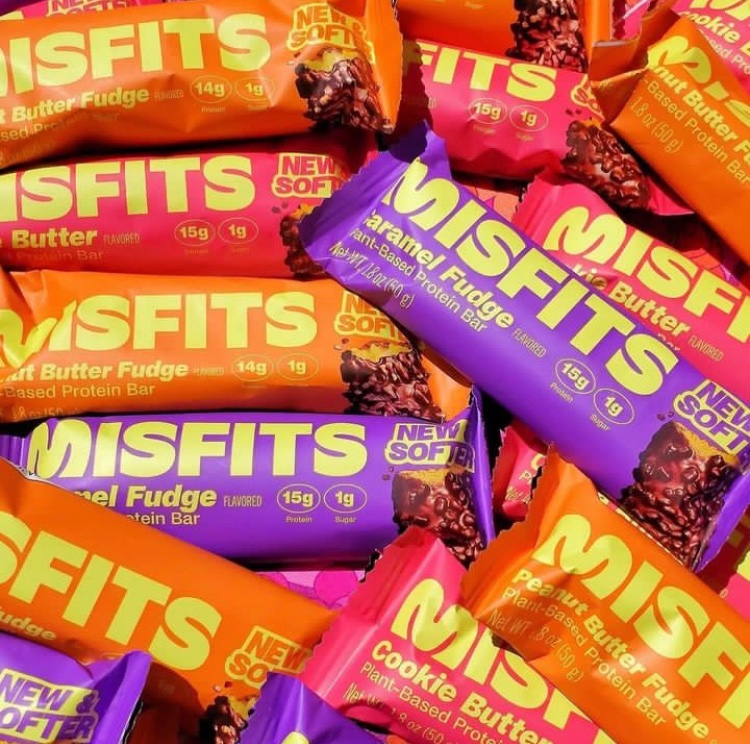 OK BUT HAS ANYONE TRIED THE NEW SOFT MISFITS⁉️⁉️ I didn't rly like them before😅 but these LOOK soo good…