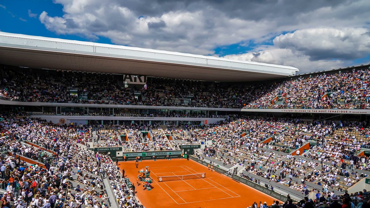 À VENDRE 👀 Places pour Roland-Garros 2024 : - 4 places côte à côte Quart Night Cat 1 (04/06) - 4 places côte à côte Quart Night Cat OR (04/06) Si intéressés venez me dm. RT please la famille. #RolandGarros #RolandGarros2024 #RG #RG2024 #Nadal #Djokovic #Chatrier