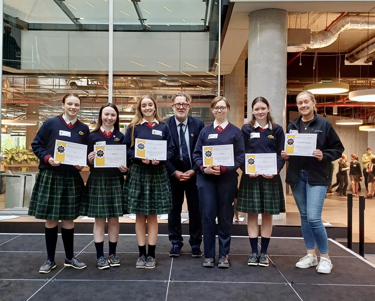 👏👏👏Congratulations to our TY students who achieved Gold Certificates today at Microsoft HQ after completing a year of training in the #microsoft Dream Space Ambassador programme👾🪐💻. A great achievement- well done!