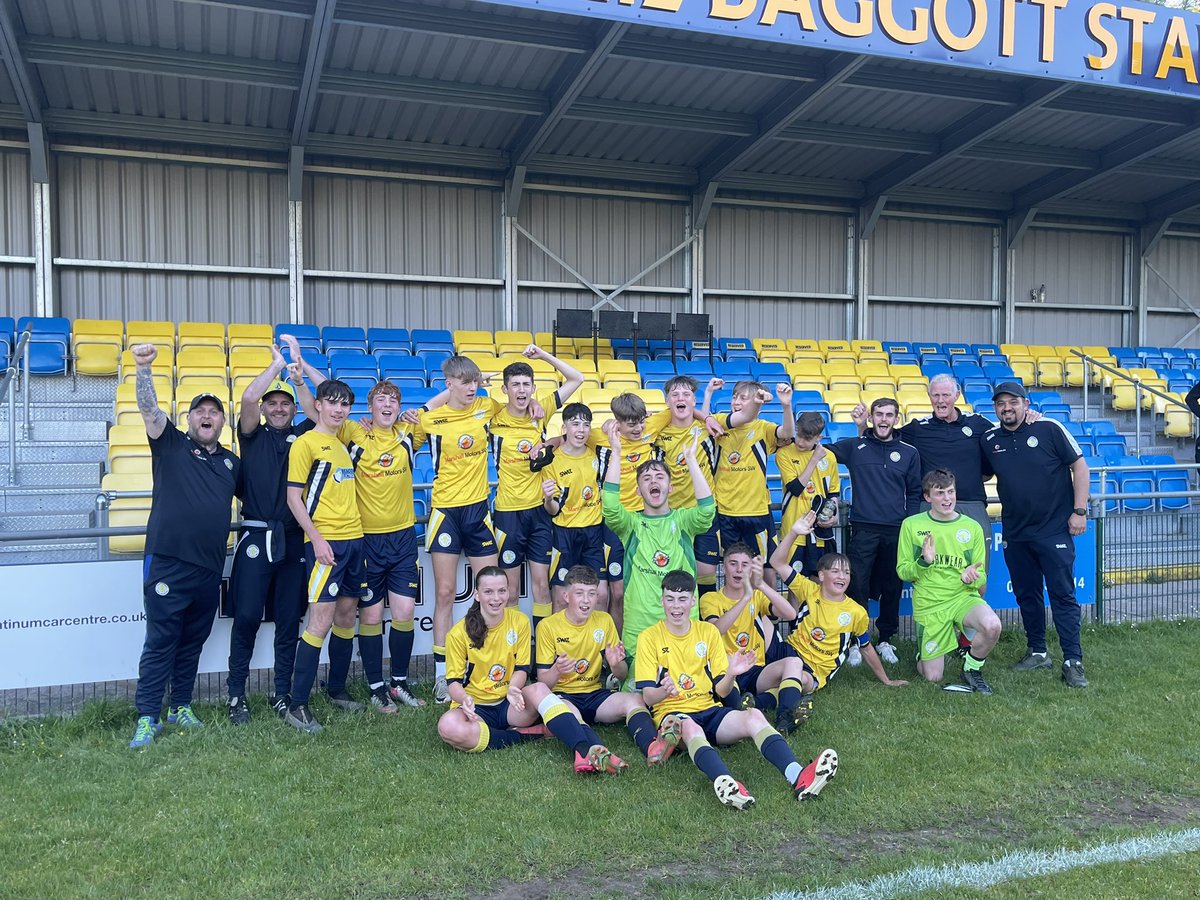 🏆 | CHAMPIONS Our U15’s capped off a fine league campaign by securing the title this evening in a hard fought 2-1 win at Bolitho What a way to cap off the season The future’s bright, the future’s Yellow 💛 #ppfc
