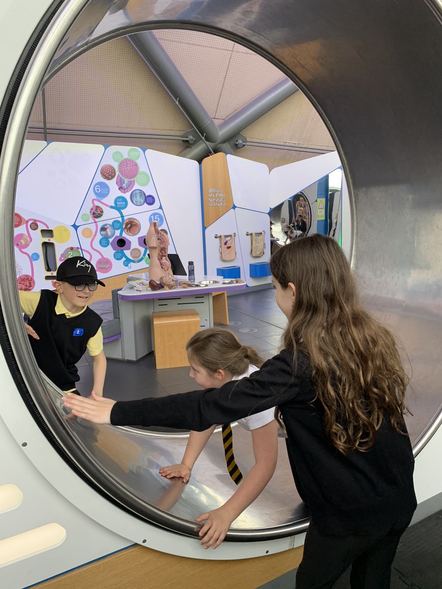 Mrs Connolly tweet media