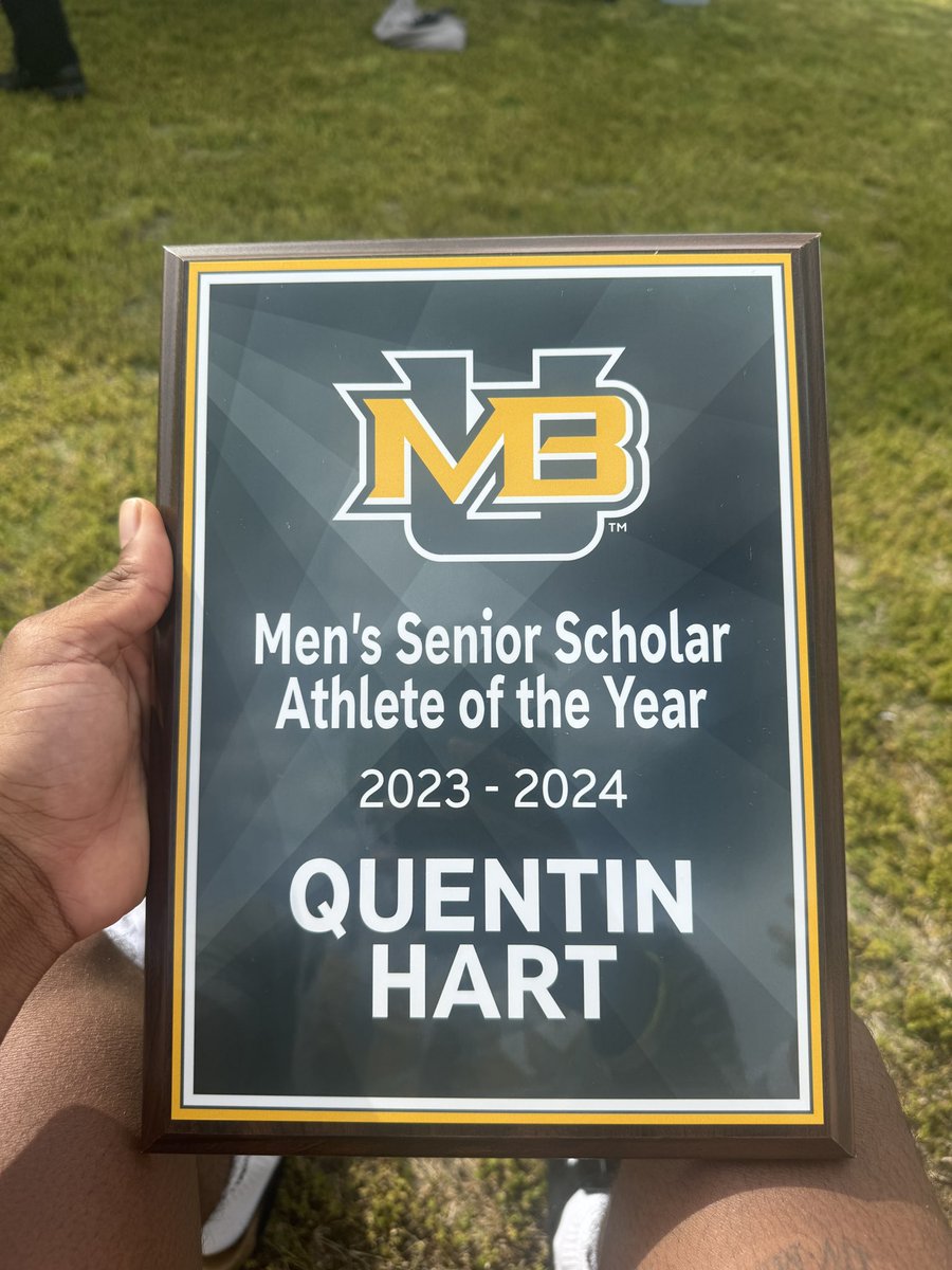 more than blessed to have received this award ! 🥇