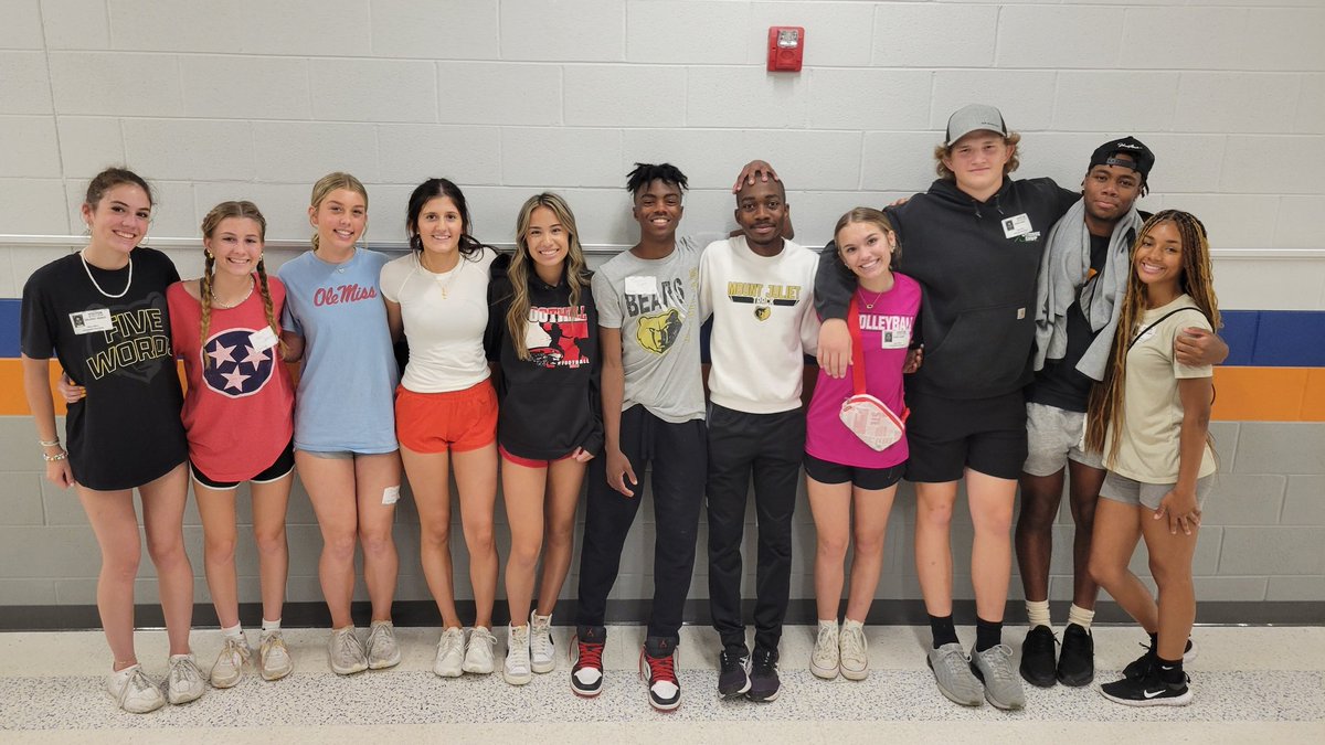 Springdale had some extra help with Field day today. We are very proud of our athletes for wanting to help and bond with our future generations. #bpmjh #serviceleadership