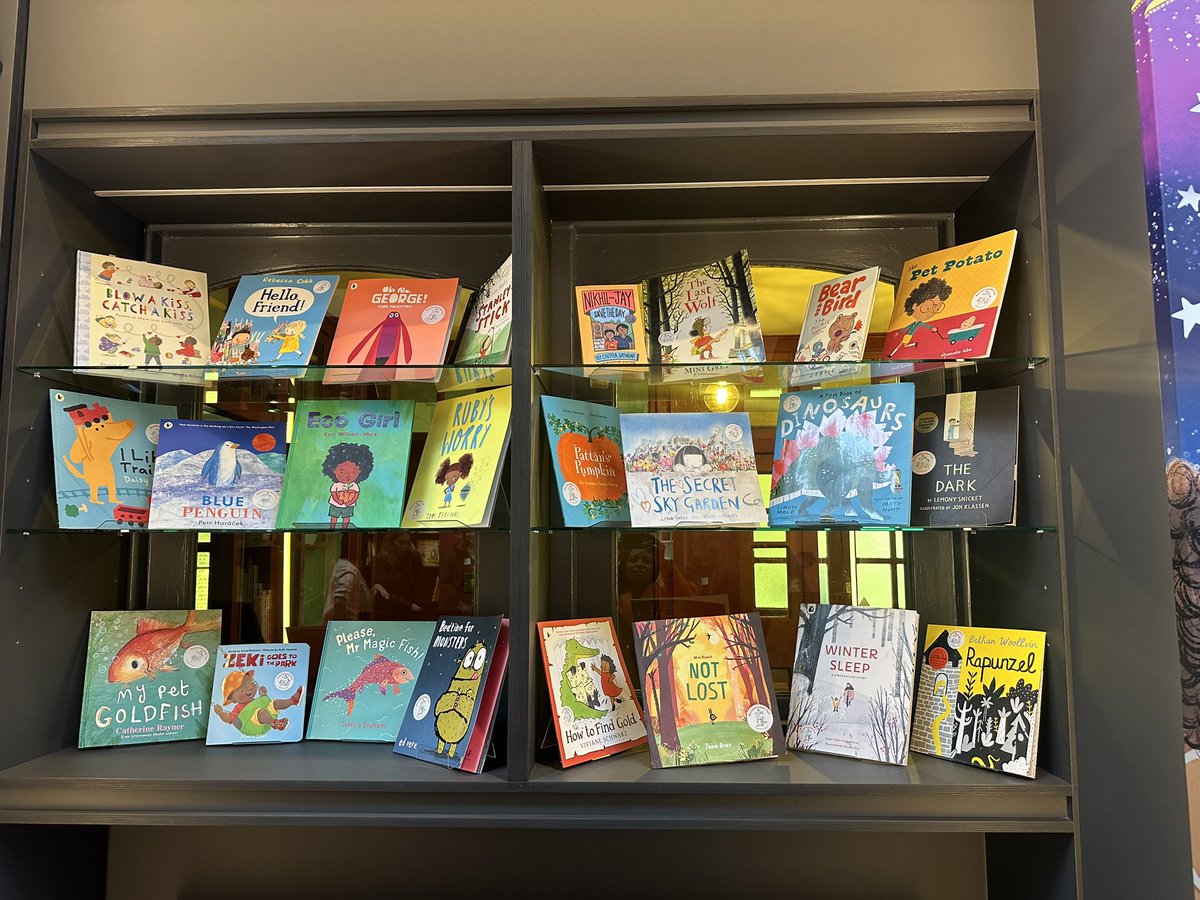 RickellaTweets's tweet photo. Yesterday was brilliant! Thanks @clpe1 for having us. I honestly felt like a kid in a candy store 🤣 📚 so many wonderful books 😍#booklover https://t.co/04ad9gXsPk