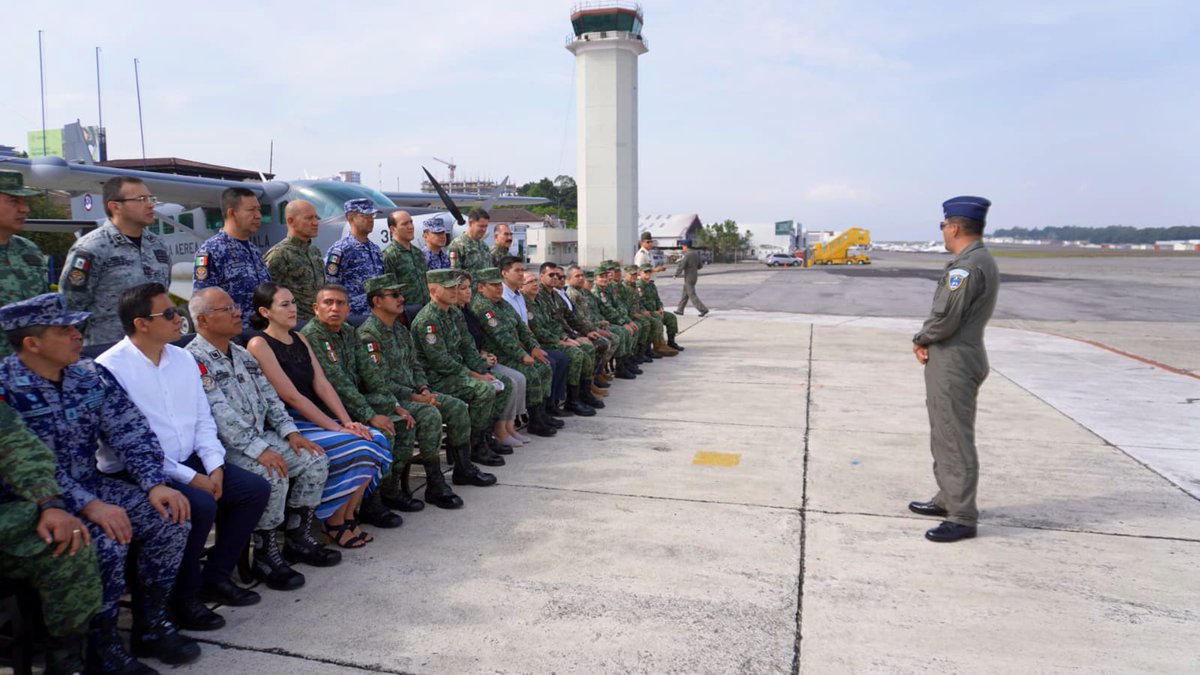 La Fuerza Aérea Guatemalteca del #EjércitoGT, recibió la visita de los integrantes de la Maestría en Seguridad Nacional del Colegio de Defensa Nacional de México, con el objeto de intercambiar experiencias y conocimientos.