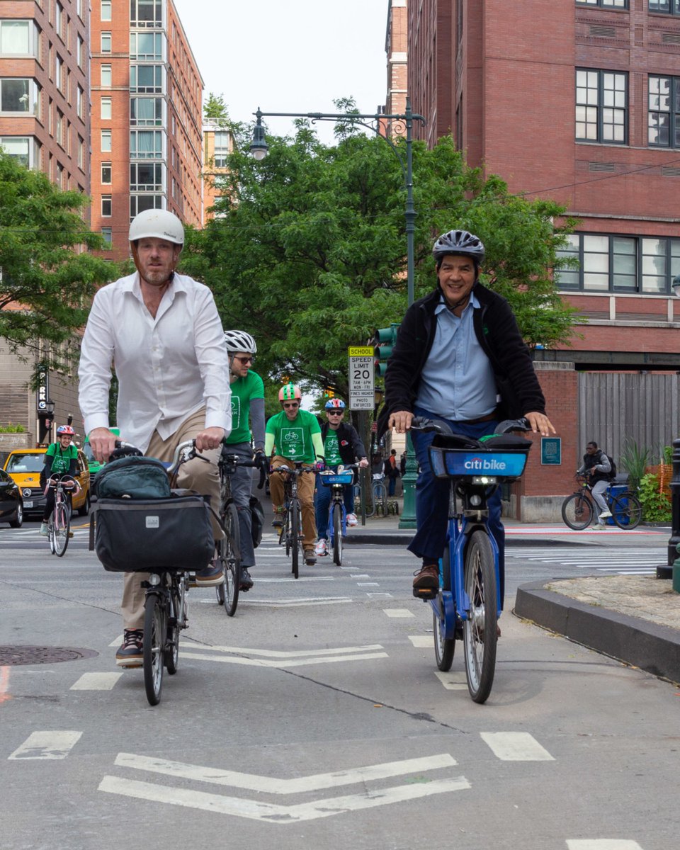 Do you bike to work? Join us on Friday 5/17 by taking part in Bike-to-Work Day. Bike ridership is at an all-time high in NYC, with 610k rides taken daily. Cycling is a healthy, environmentally friendly & accessible form of transportation. Get started: nyc.gov/bikeevents