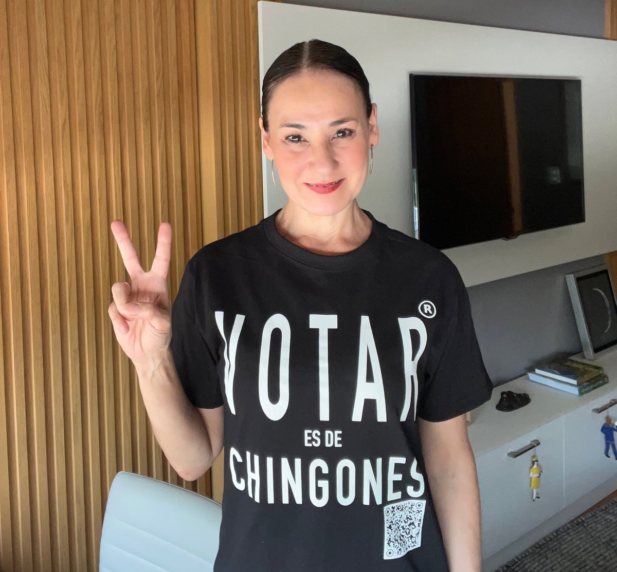 Porque México es primero, el próximo 2 de junio 
#VotaresdeChingones ✌🏻😉