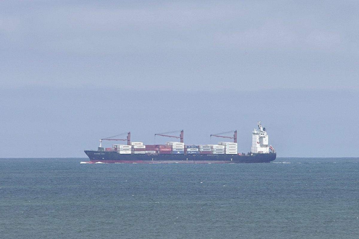 Operated by #Sealand the SEASPAN LOGA, IMO:9320001 en route to Norfolk International Terminal (NIT) Virginia, flying the flag of Hong Kong 🇭🇰. #ShipsInPics #ContainerShip #SeaspanLoga