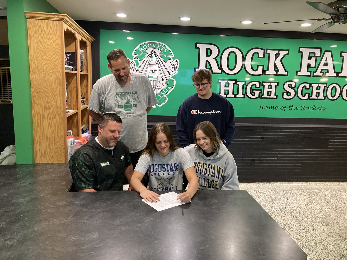 Congrats to Olivia Osborne signing to attend Augustana College to play softball—Well done Olivia!!!!
