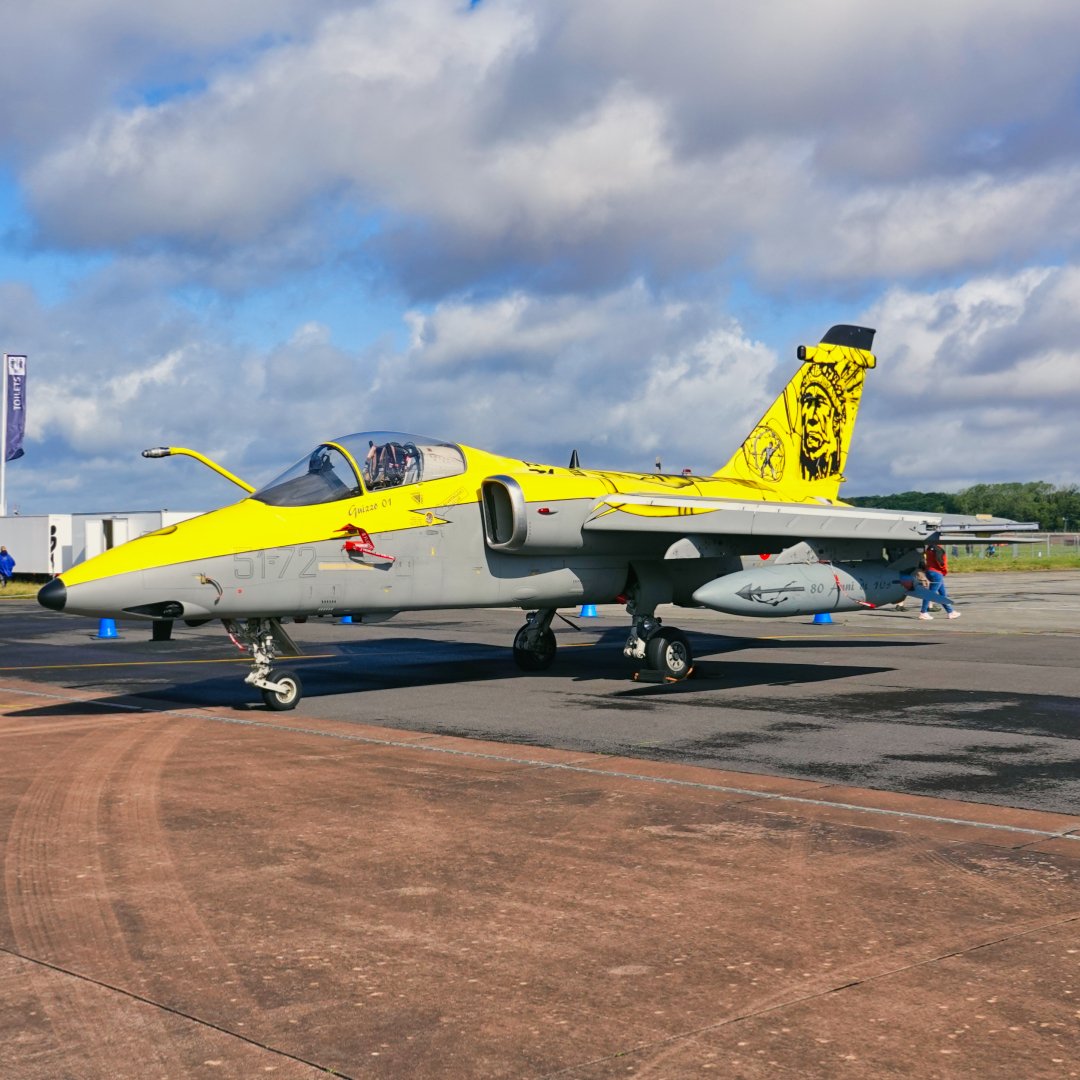 40 years ago today was the first flight of the AMX International AMX. Seen here is Italian Air Force AMX A-11A Ghibli MM7163/51-72 on display at RIAT 23. #aeronauticamilitare #italianairforce #amxinternational #amx #amxa11 #amxa11ghibli #a11 #a11ghibli #amxa11a #amxa11aghibli