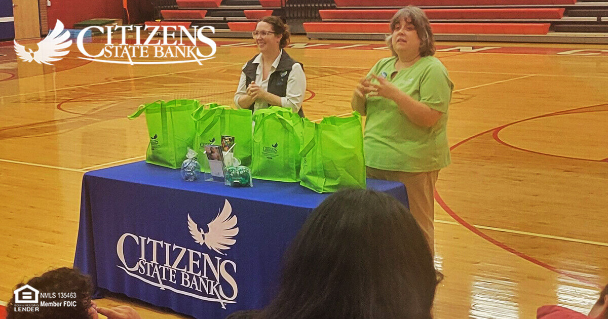 We'd like to thank Union City JRSR High School for allowing our team to make a financial education presentation to students. It's never too early (or late) to teach kids about handling money. You can find some resources here - hubs.ly/Q02wQczY0. #FinancialLiteracy