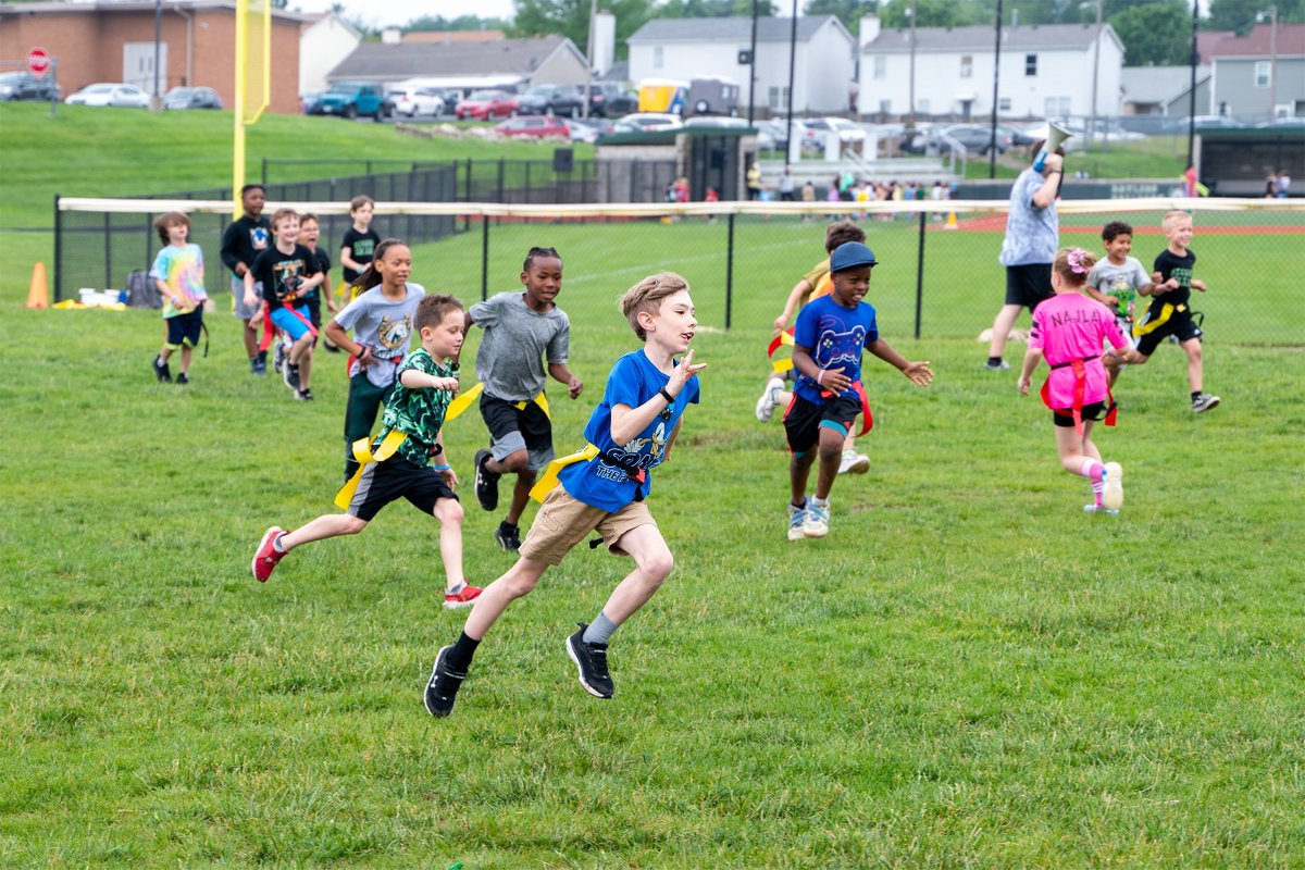 Students at Bayless Elementary enjoyed an action-packed field day today! #BringTheStampede