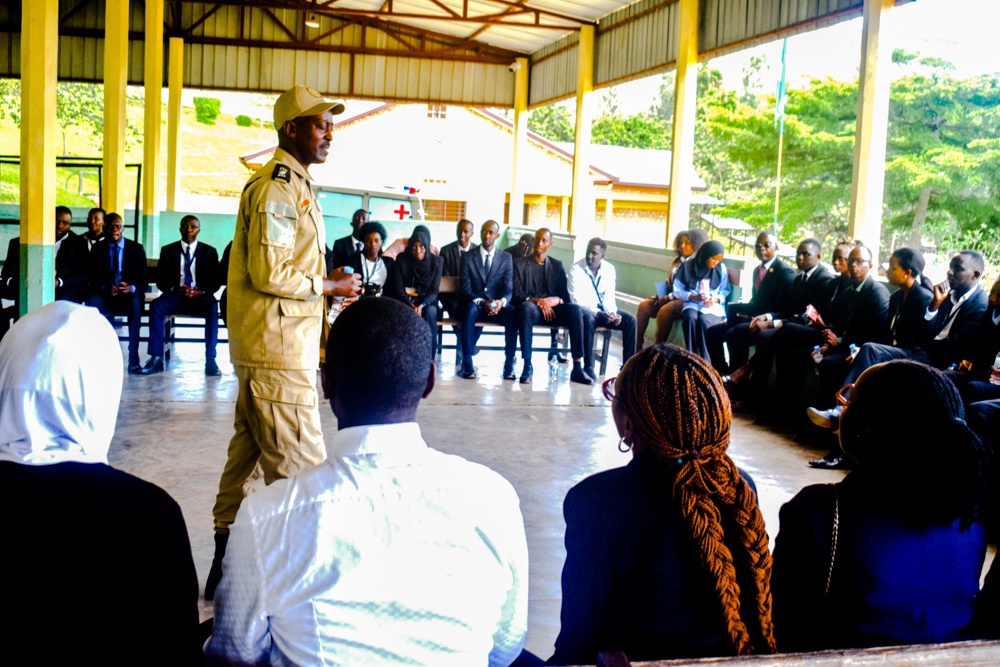 LegalPracticeRW's tweet photo. May 14, 2024, 62 full time students of Postgraduate Diploma in Legal Practice visited Nyanza Correctional Facility for hands-on learning in court judgment enforcement and criminal sentencing. A crucial step in bridging theory with real-world application https://t.co/mgrzaEmvdn